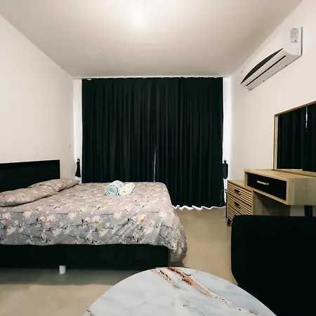 Apartman Ceasar Spacious In Amelius