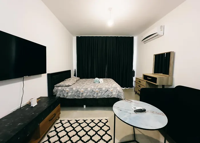 Ceasar Spacious In Amelius Апартаменты *